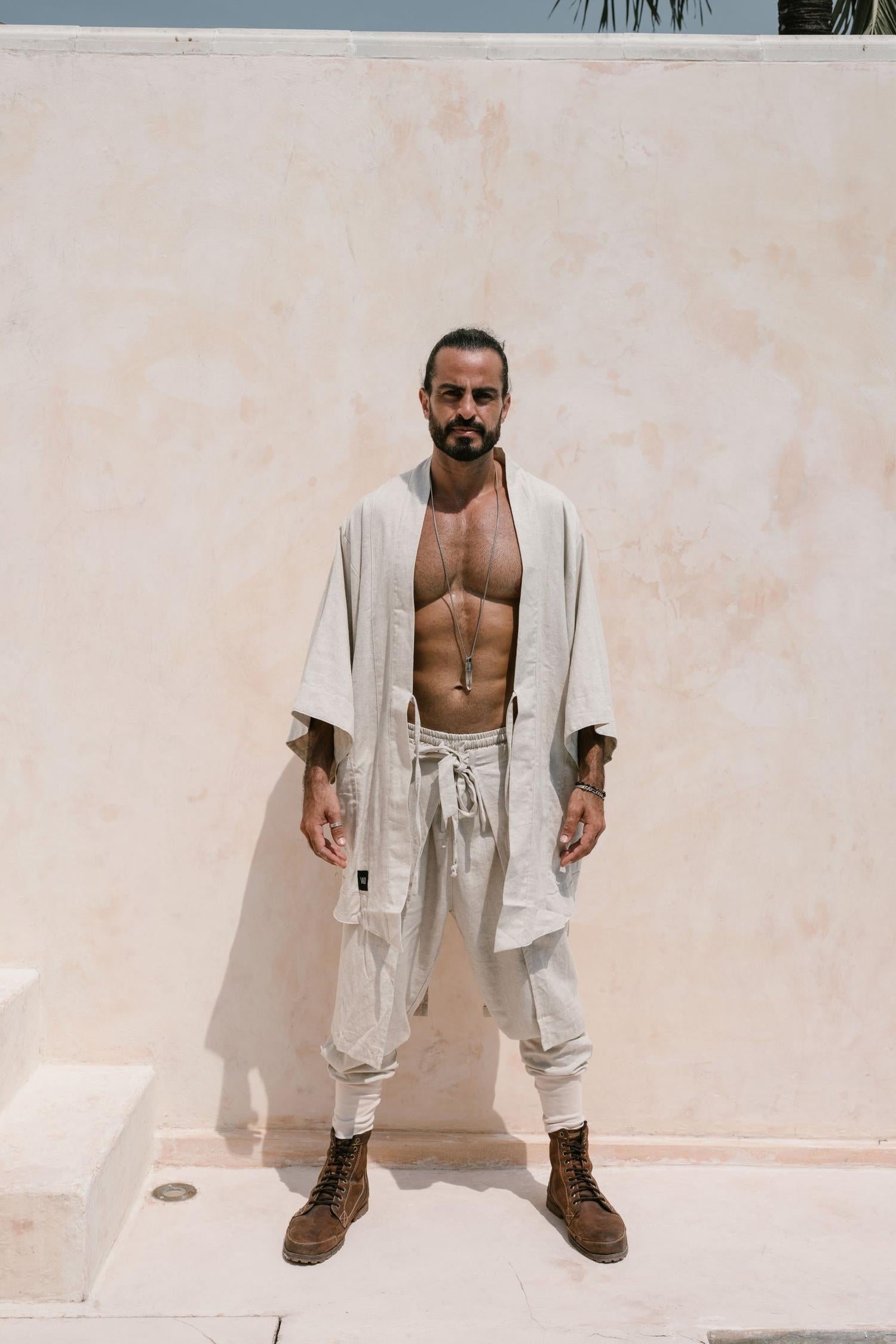BUSHI Kimono - Japanese Inspired Short Kimono Robe
