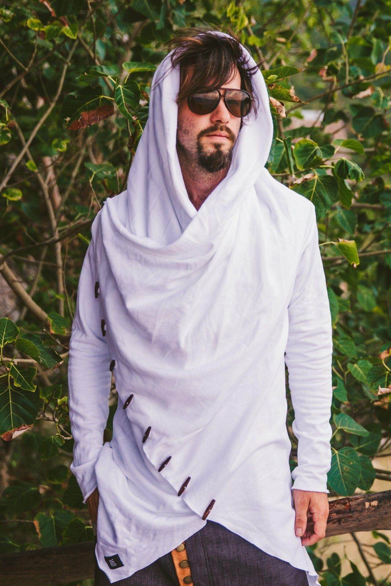 VALO Design Hoodies KENOBI White - Jedi style cotton hoodie with wooden buttons