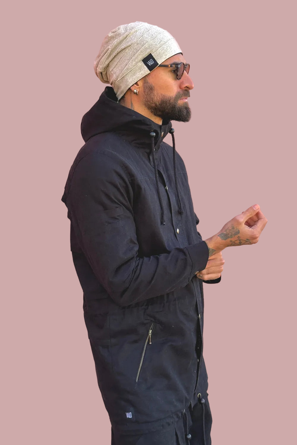 VALO Design Jackets LUONTO - Medium-Long 100% cotton jacket with impressive VALO print art by artist Timo Nummela on the interior layer