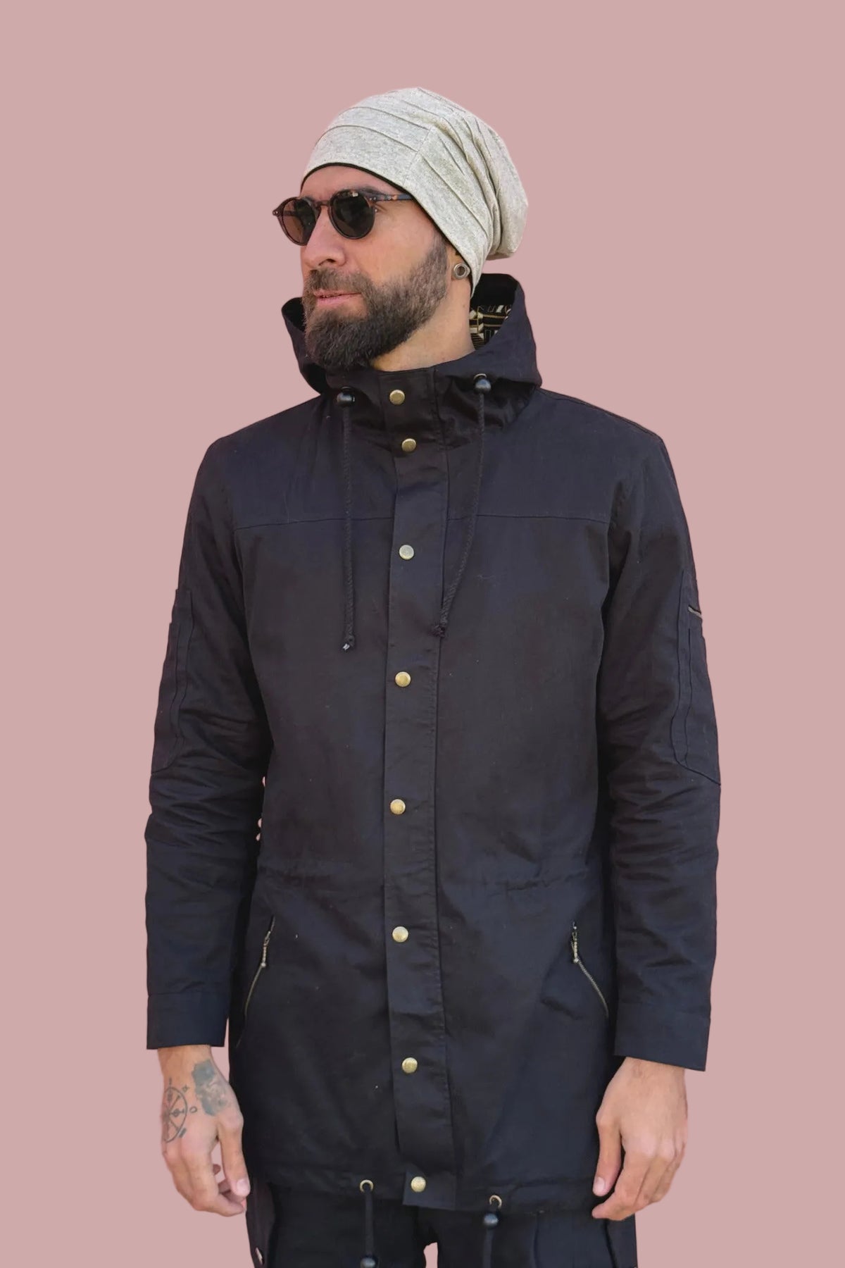 VALO Design Jackets LUONTO - Medium-Long 100% cotton jacket with impressive VALO print art by artist Timo Nummela on the interior layer