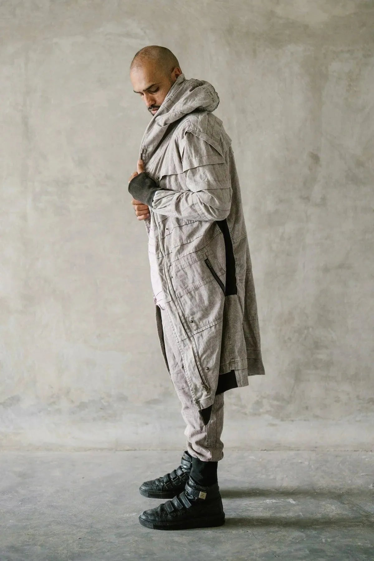 Sisu outfit khaki