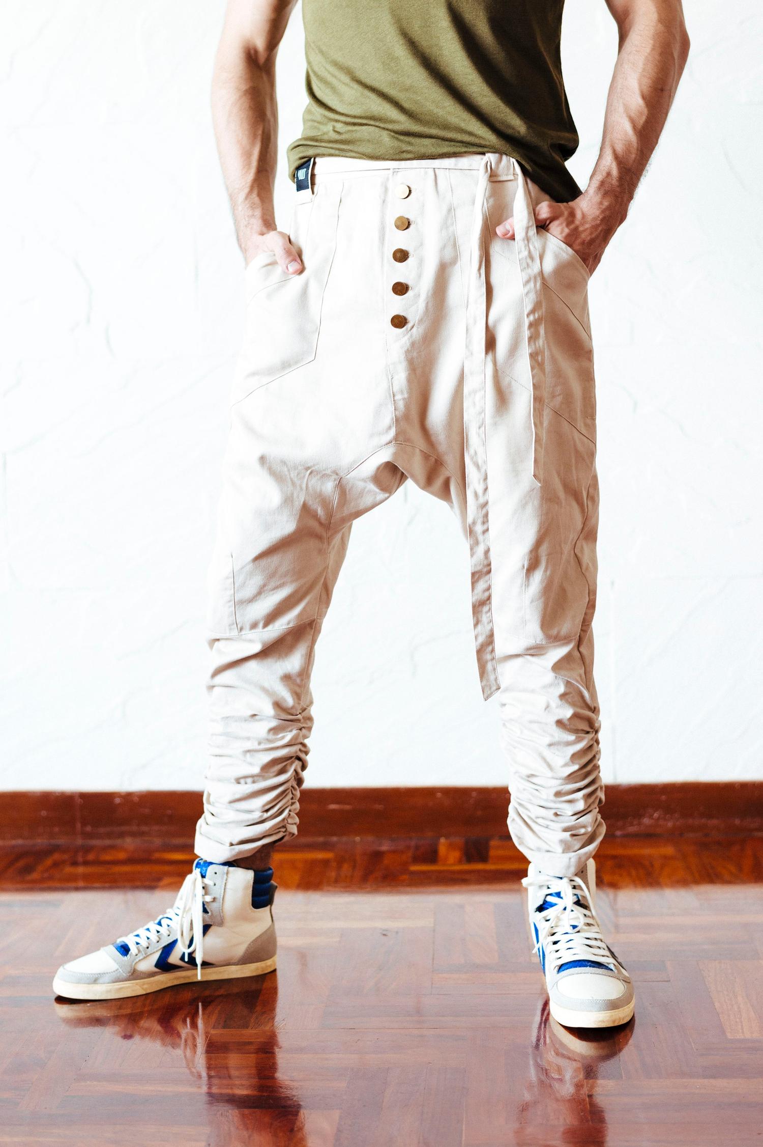 UNI pants cream