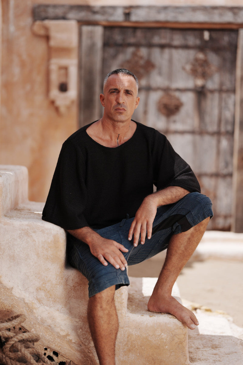 VALO Design - SISU Linen Shorts Blue and HIHA Knit Cotton Shirt Black