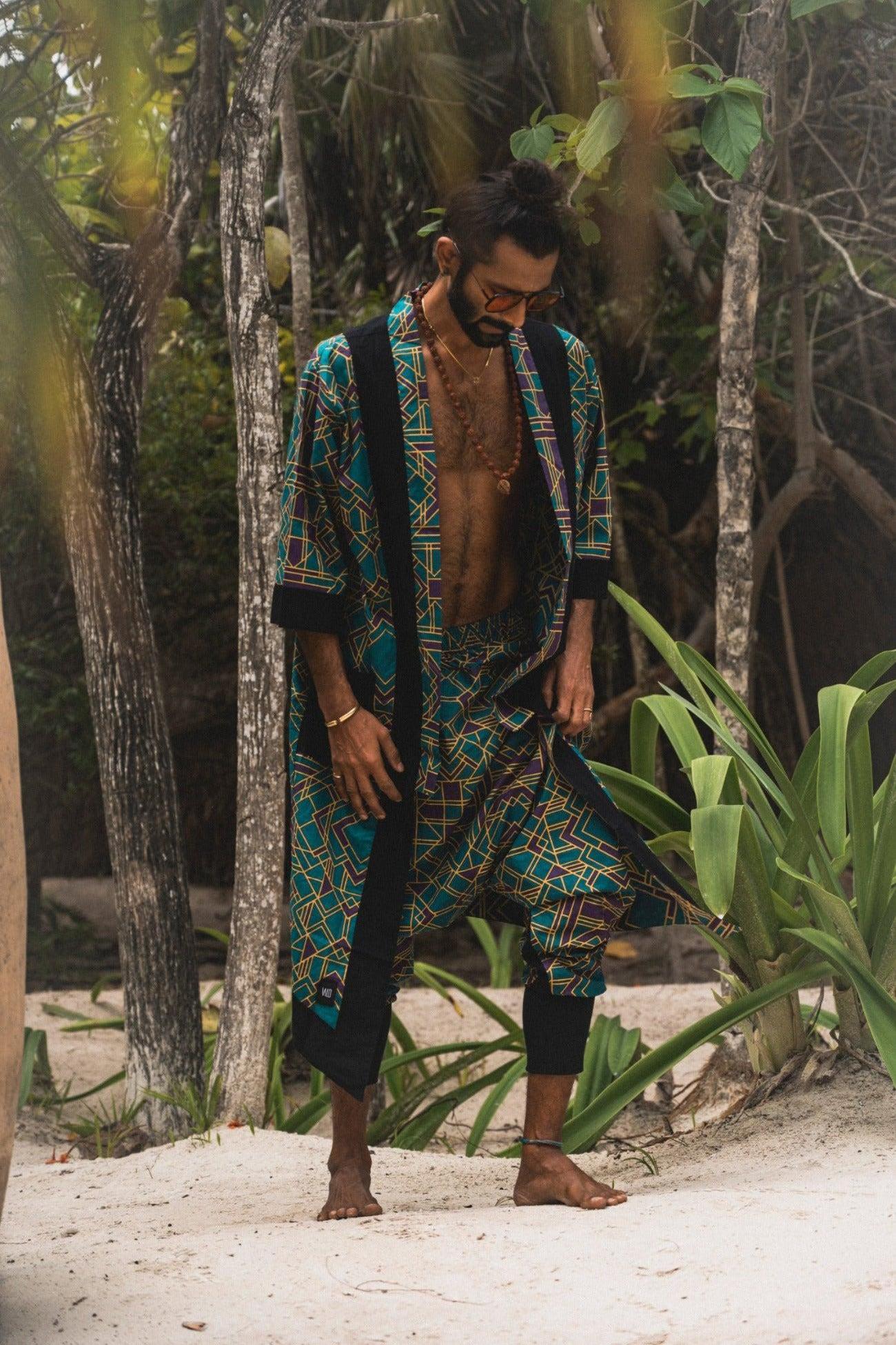 VALO Design Kimono VALO Spirit - An impressive and elegant long 100% cotton kimono cardigan, for festivals, beach or lounging at home