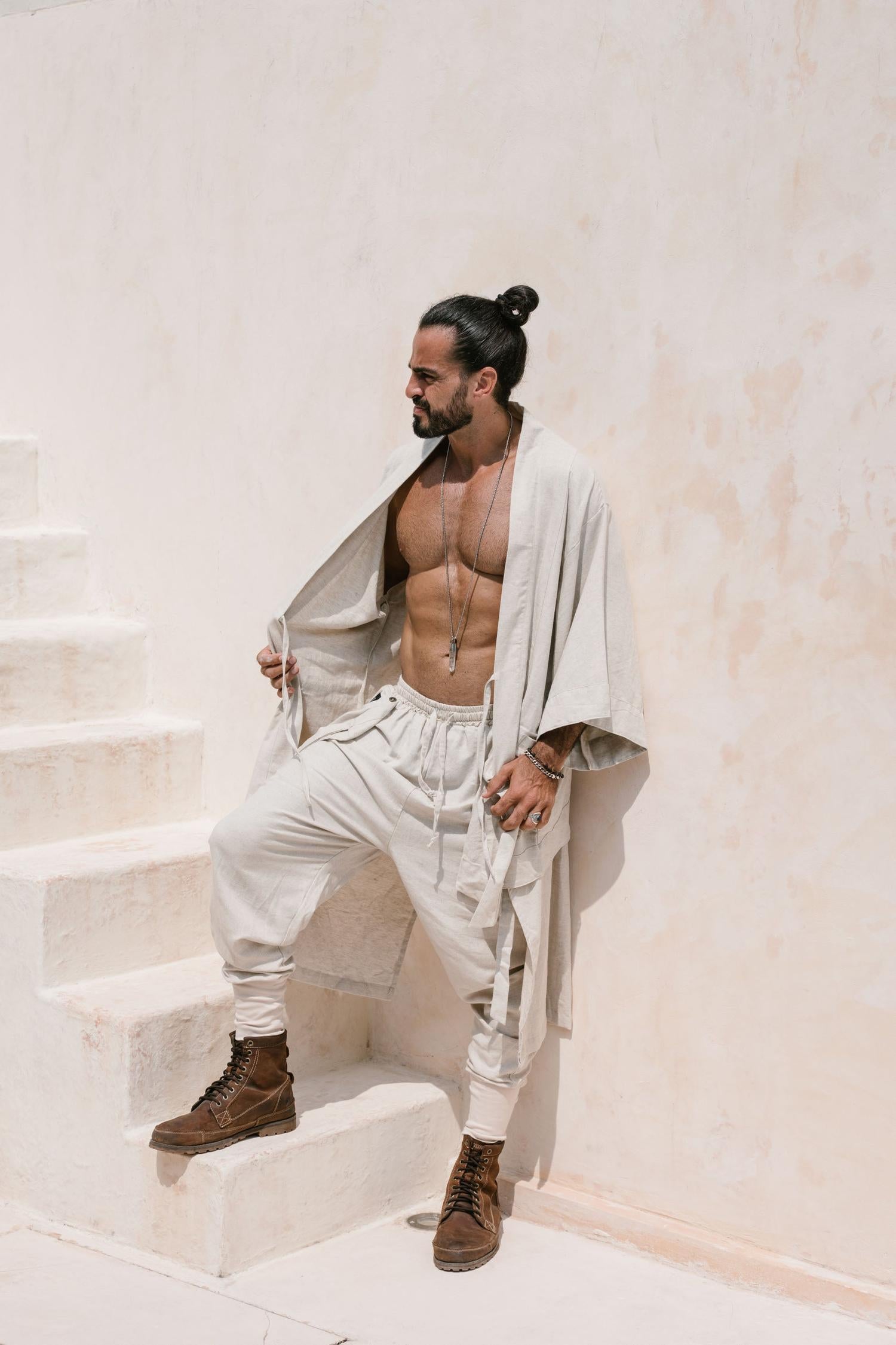 BUSHI Kimono - Japanese Inspired Short Kimono Robe