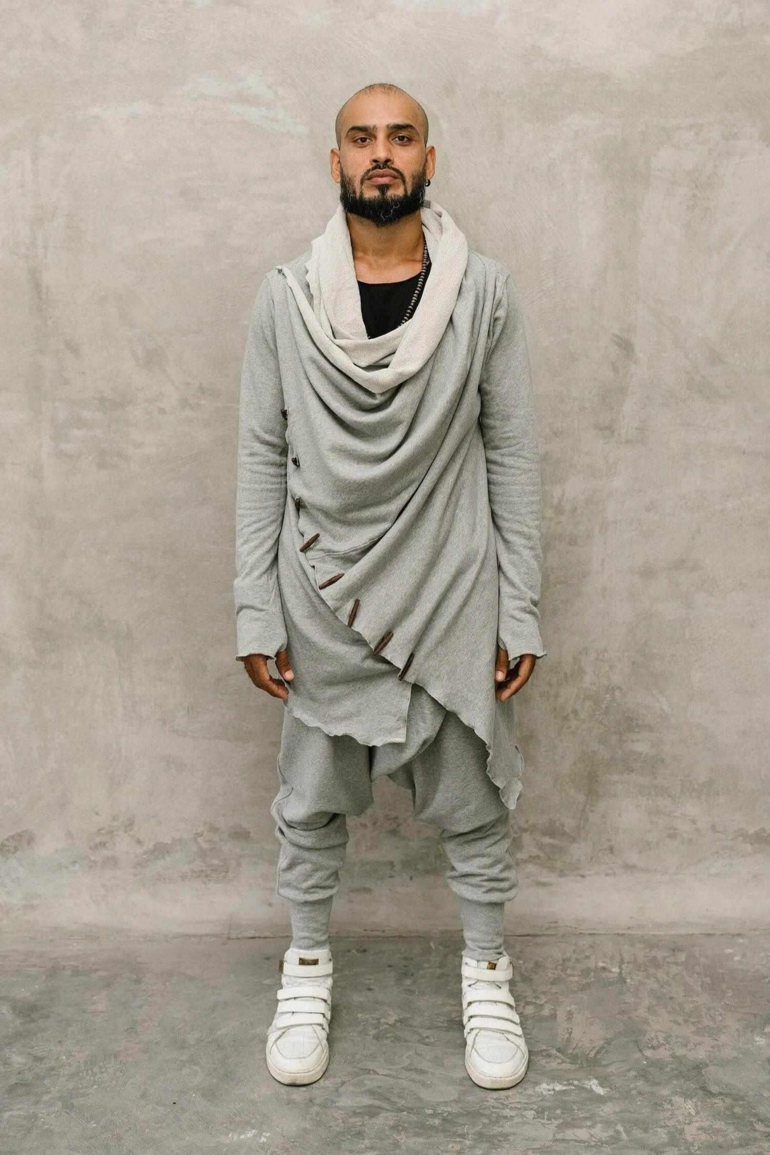 VALO Design KENOBI Misty Grey - Jedi style cotton hoodie with wooden buttons  