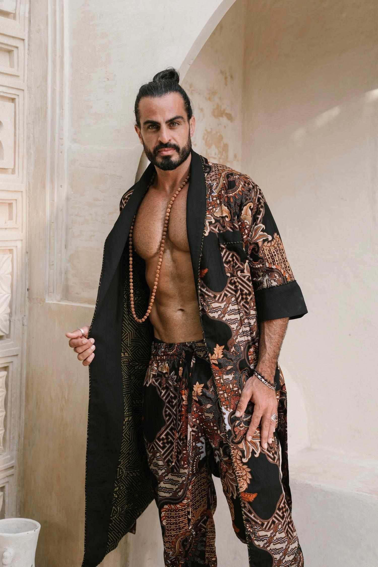 POMO Jacket Black Batik - Elegant Chic Kimono Jacket