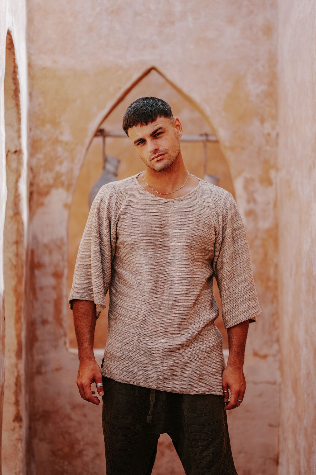 VALO Design - HIHA Knit Crew